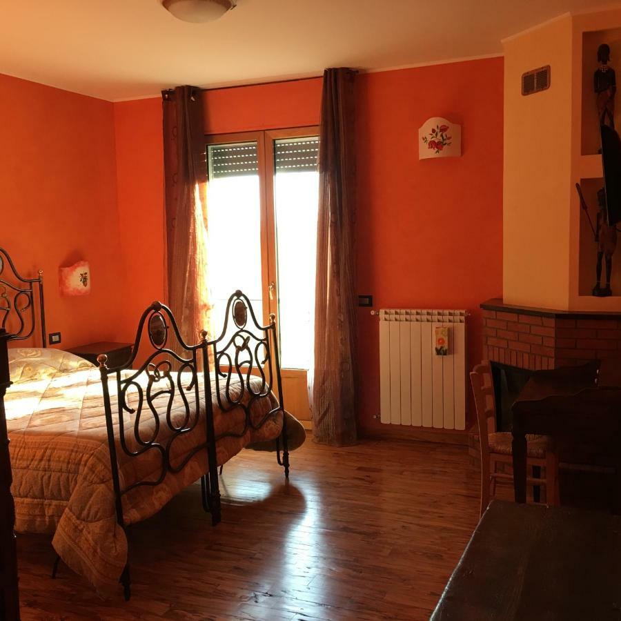 La Meridiana Bed and Breakfast Calitri Εξωτερικό φωτογραφία